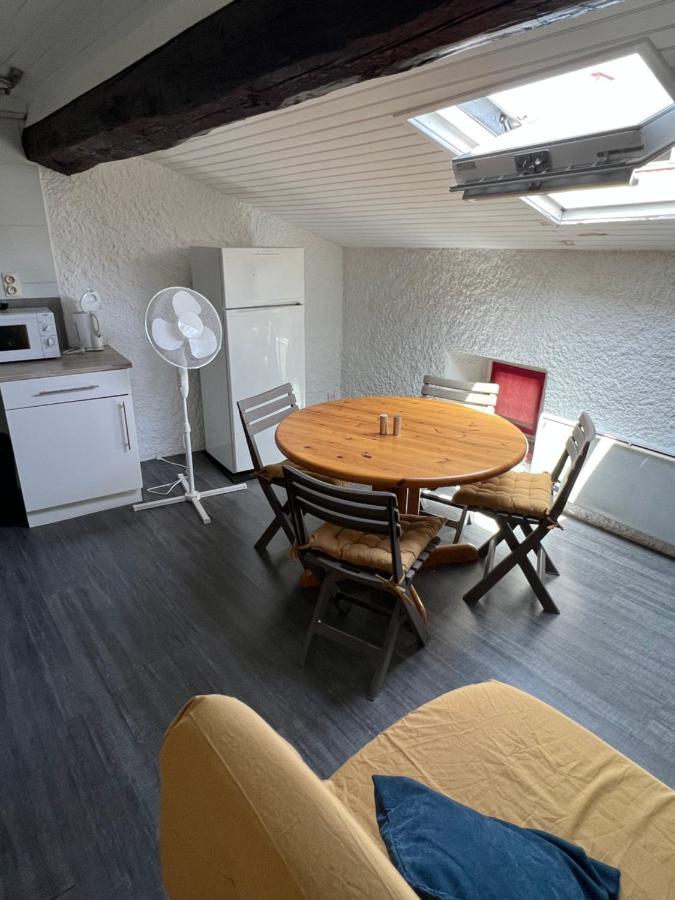 Appartement Au Coeur De Carcassonne Exterior foto